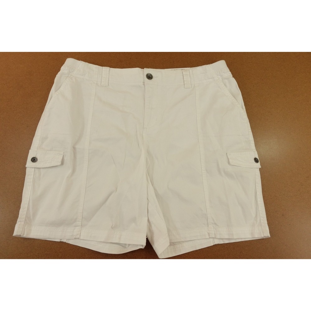 Style & Co. Womens 18 Bright White Stretch Zig Zag Pockets Cargo Short NWT